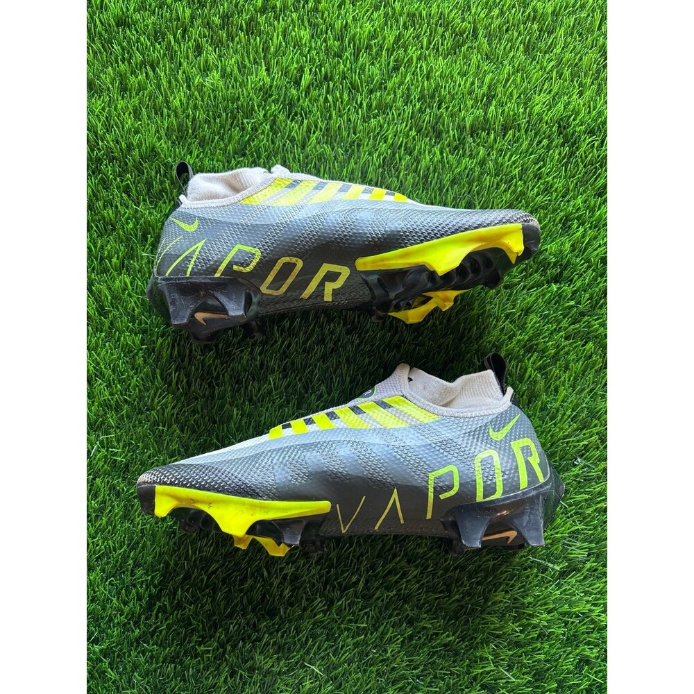 Nike Vapor Edge Elite 360 Cleats sz 8.5